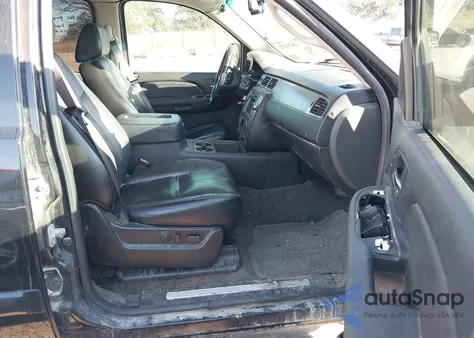 2007 Chevrolet Tahoe Lt z USA, uszkodzony, nr VIN 1GNFK13027R249676